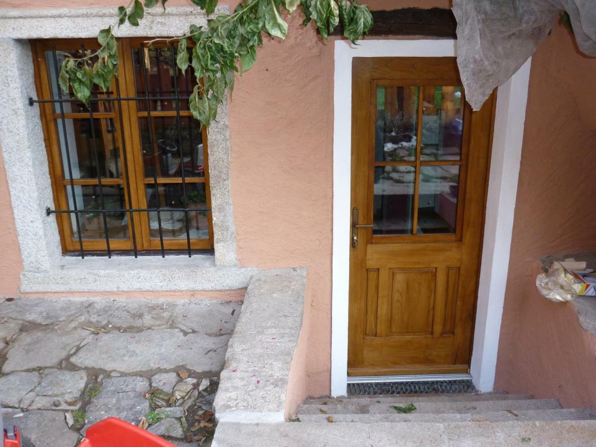 La Vecchia Casa Rosa Apartment Cannero Riviera Ngoại thất bức ảnh