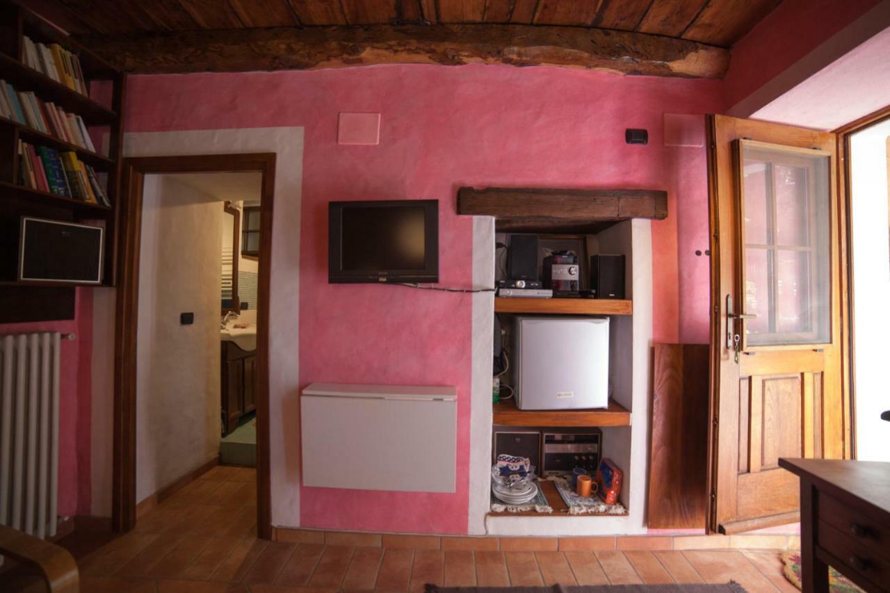 La Vecchia Casa Rosa Apartment Cannero Riviera Ngoại thất bức ảnh